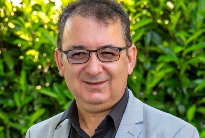 Cem Demircan Cem Demircan geht für die Wählergemeinschaft "Velbert gemeinsam" ins Rennen um das Bürgermeisteramt. Foto: privat/Velbert gemeinsam