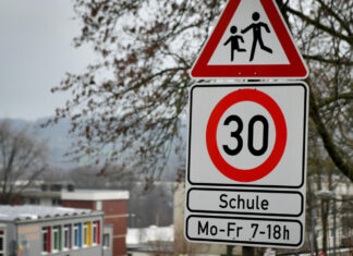 Der Ordnungsdienst führt wieder Kontrollen vor Schulen im Stadtgebiet durch. Archivfoto: Mathias Kehren