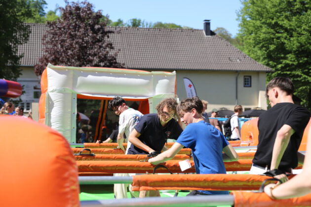 Trödelmeile und Kinderfest in Neviges 1. Mai 2025. Foto: André Volkmann