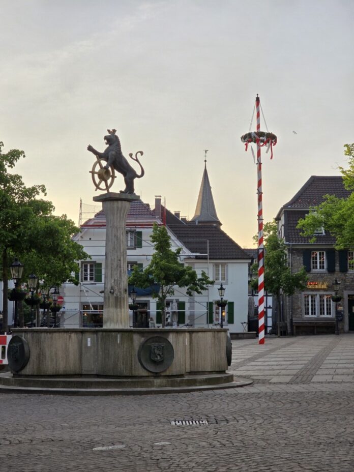 Blick auf den Ratinger Marktplatz , Bild: Alexander Heinz