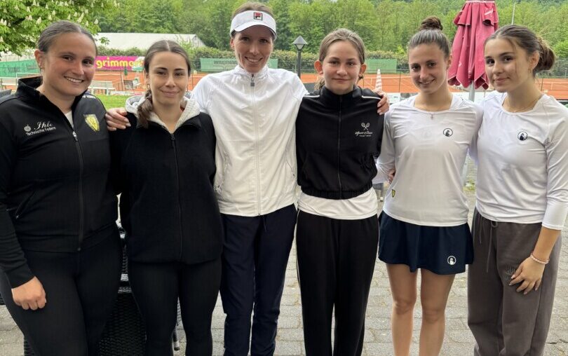 Die 1. NBV-Damen unterlagen im ersten Spiel der Saison knapp mit 4:5 in der Niederrheinliga gegen TC Rheinstadion. Von links nach rechts: Gabriela Mujan, Liva Yildiz, Lauren Wagenaar, Lisa Bischoff, Ana Sovilj und Tijana Jevtic. Foto: NBV