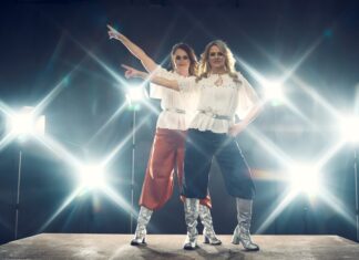 Das Ensemble „One Night with ABBA“ gastiert in Heiligenhaus. Foto: „One Night with ABBA“