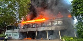 In Erkrath stehen zwei Schulen in Flammen. Foto: Stadt Erkrath