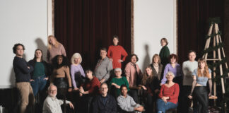 Der Stadt-Ensemble-Club "Die Interzonen" am Schauspiel Essen. Foto: Lukas Zander