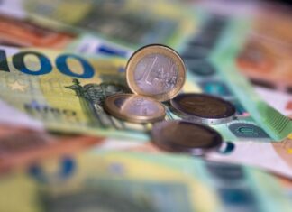 Die nordrhein-westfälischen Städte dringen schon lange auf eine belastbare Lösung für ihre Altschuldenlasten. (Symbolbild) 