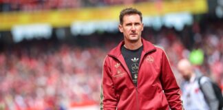 Miroslav Klose muss weiter auf Stefanos Tzimas verzichten.