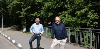 Bei der CDU ist die Freude über die sanierte Brücke groß. Foto: CDU Ratingen