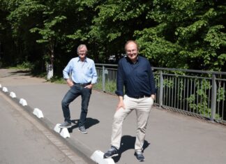 Bei der CDU ist die Freude über die sanierte Brücke groß. Foto: CDU Ratingen