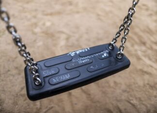 Auf dem Spielplatz wurde ein Blindgänger gefunden. (Symbolbild)