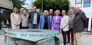 Der Ring für das Jahr 2023 ist enthüllt worden. Foto: Kreisstadt Mettmann