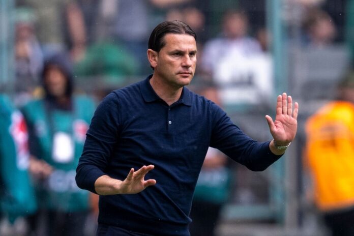 Gladbachs Trainer Gerardo Seoane sieht noch keine Notwendigkeit für Gespräche zu seiner Zukunft. 
