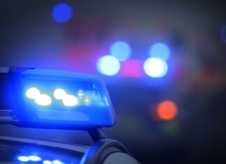 Die Auseinandersetzung löste einen großen Polizeieinsatz aus. (Symbolbild)