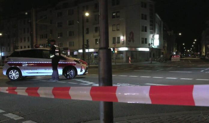 Weltkriegsbombe in Köln - Entschärfung in der Nacht Der Gefahrenbereich in der Neustadt Süd wurde vom Kampfmittelbeseitigungsdienst mit einem Radius von 400 Metern festgelegt.