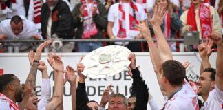 Friedhelm Funkel baut seinen Rekord als Aufstiegstrainer aus