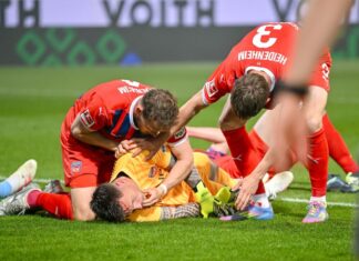 Kevin Müller musste lange behandelt werden.
