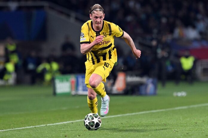 Julian Brandt Weiter für den BVB? Julian Brandt wurde schon mit Werder Bremen in Verbindung gebracht.