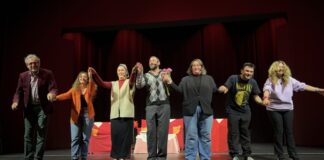 Die Theatergruppe hatte sichtlich Spaß mit dem Stück und dem Publikum. Foto: privat