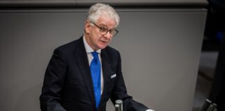 Marcel Reif ist eine der porträtierten Persönlichkeiten in der Ausstellung «Deutschland. Israel. Einblicke». (Archivbild) 