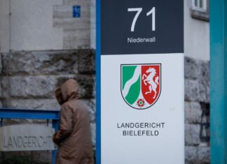 Nach dem gewaltsamen Tod eines 20-Jährigen nach einer Abifeier steht nun das Urteil gegen einen Angeklagten an. (Symbolbild).