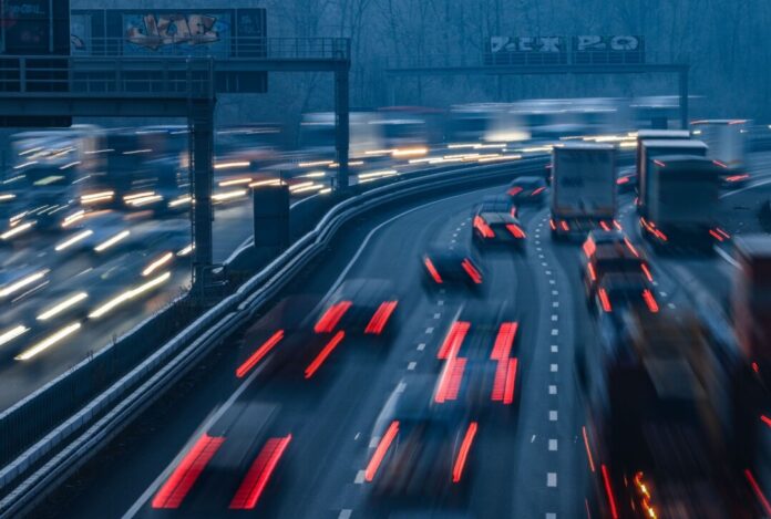  Der Unfall passierte kurz hinter dem Autobahndreieck Heumar (Symbolbild)