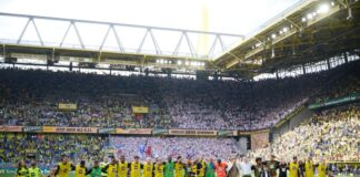 In Erwartung der Champions League-Teilnahme war die BVB-Aktie vor dem letzten Spieltag stark gestiegen - Gewinnmitnahmen zum Wochenbeginn sorgten dann für ein deutliches Minus. (Archivbild)