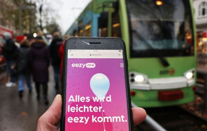 Einfach einchecken und losfahren - «Eezy.NRW» verspricht unkomplizierten öffentlichen Nahverkehr. (Symbolbild)