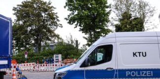 Die Polizei sucht nach Zeugen.