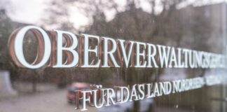 AfD-Mitglieder dürfen grundsätzlich Waffen besitzen, urteilt das nordrhein-westfälische Oberverwaltungsgericht. (Archivbild)
