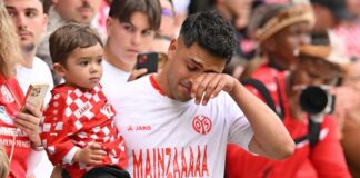 Nadiem Amiri vom FSV Mainz 05 kamen nach dem 2:2 gegen Bayer Leverkusen die Tränen.