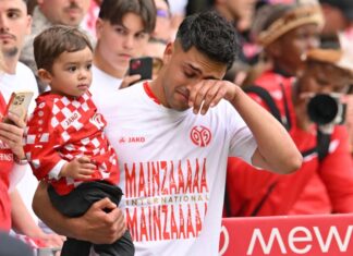 Nadiem Amiri vom FSV Mainz 05 kamen nach dem 2:2 gegen Bayer Leverkusen die Tränen.