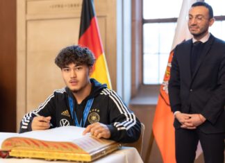 Justin von der Hitz hat einen neuen Club: Er spielt künftig für den 1. FC Nürnberg. 