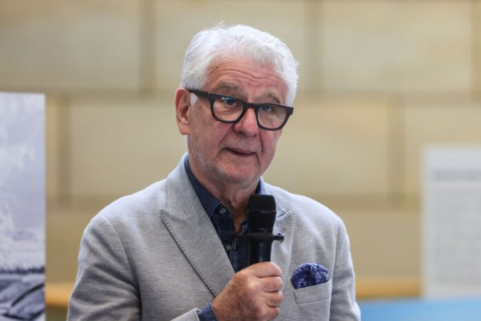 Sportmoderator Marcel Reif hat zu deutsch-israelischen Beziehungen Persönliches aus seiner Familiengeschichte beizutragen. 
