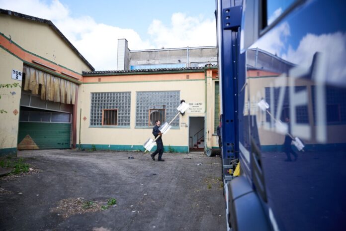 Razzia gegen Cannabis-Bande Die Ermittler schlugen nicht nur in Lüdenscheid, sondern noch in fünf weiteren NRW-Städten zu.