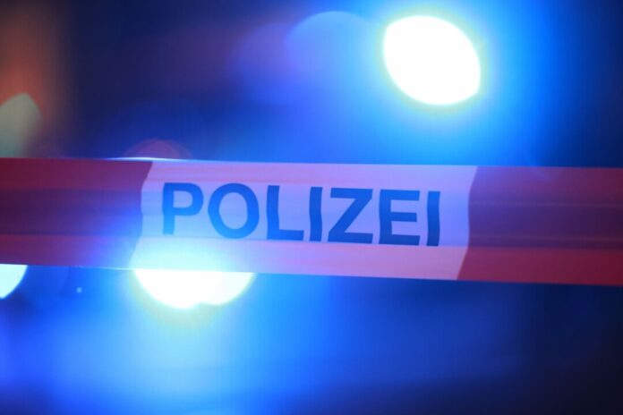 Die Polizei hatte den Tatort zwischenzeitlich abgesperrt. (Symbolbild)