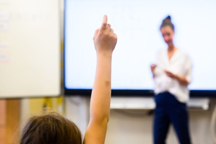 An derzeit fünf Primus-Schulen in NRW werden Schüler von der ersten bis zur zehnten Klasse gemeinsam unterrichtet. (Symbolbild)