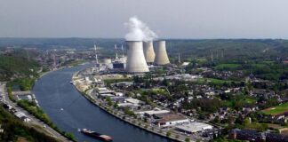 Das belgische Atomkraftwerk Tihange liegt etwa 60 Kilometer von Aachen entfernt. (Archivbild)