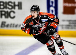 Marco Clemens im Trikot der Ice Aliens. Foto: Daniela Schmidt