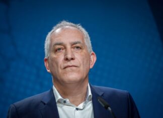 Jürgen Kerner ist stellvertretender Aufsichtsratschef bei Thyssenkrupp. Er hat sich gegen eine vorzeitige Vertragsverlängerung von Konzernchef López ausgesprochen. (Archiv)