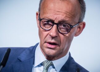 Bundeskanzler Merz hat gute Erinnerungen an seine Wehrdienstzeit. (Archivfoto)