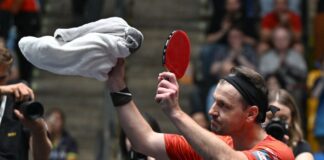 Abschied vom Tischtennis: Timo Boll nach dem letzten Spiel seiner Karriere.