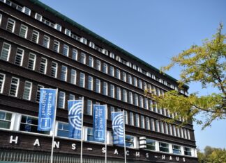 Bei der Stadt Gelsenkirchen soll eine Mitarbeiterin rund 300.000 Euro veruntreut haben. (Archivbild)