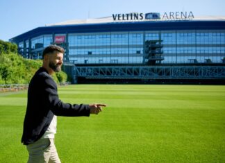 Miron Muslic schickte seine Spieler erstmals auf den Trainingsplatz.