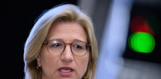 SPD-Vize Anke Rehlinger ist verärgert über die Kritik aus der Union an Finanzminister Klingbeil. 
