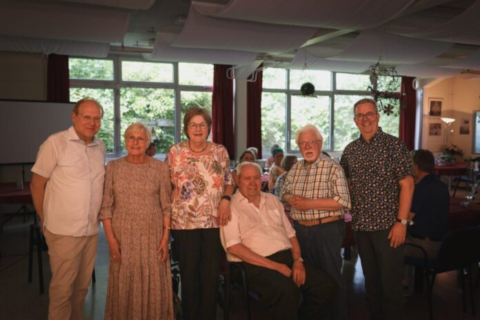 Ewald Vielhaus, Ingeborg Rodenbeck, Karin Keune, Werner Kleinrahm, Erhard Raßloff und Harald Filip. Bild: Alexander Heinz