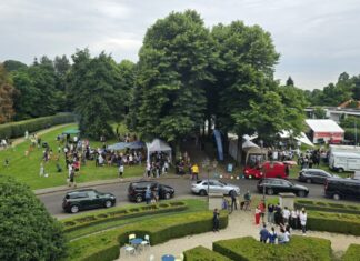 Blick aus dem Herrenhaus auf den Park , Bild: Alexander Heinz