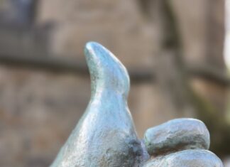 Kinderdaumen am Brunnen vor Peter und Paul, Bild: Alexander Heinz