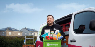 Falschenpost gibt es jetzt auch in Wülfrather Stadttteilen. Foto: Flaschenpost