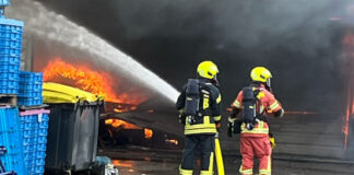 In den Morgenstunden rückte die Feuerwehr aus. Foto: Feuerwehr Velbert