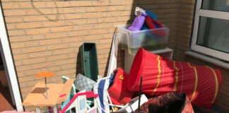 Zu Ende Juni wird die Give-Box abgebaut. Foto: Caritas