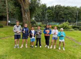 Die Kreis- und Vizekreismeister des Netzballvereins (von links nach rechts): Florian Wolters (Vize U14), Felix Mundt (Vize U12), Felix July (Kreismeister U12), Paul Schoch (Kreismeister U10), Nisa Dogru (Kreismeisterin U12), Lotte Leuschner (Kreismeisterin U10) und Emma Haschke (Vize U10). Es fehlen: Klara von zur Gathen (Kreismeisterin U16), Frida Leuschner (Kreismeisterin U14) und Emma Groß (Vize U14). Foto NBV/privat